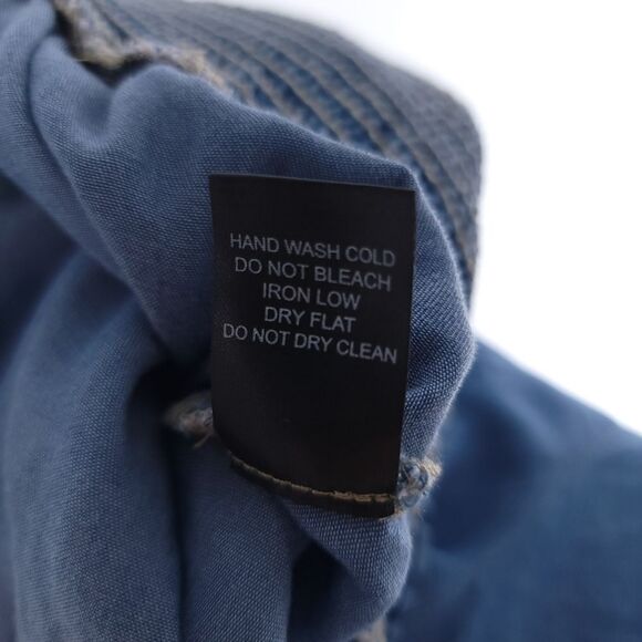 Haute Monde Junior's Size Small Solid Blue Tencel Denim Shirt - Picture 7 of 9